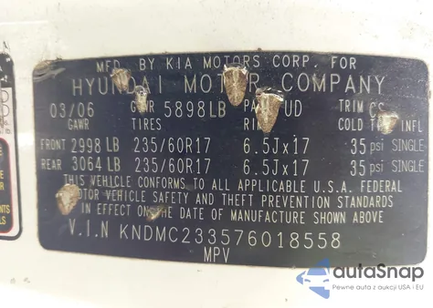 2007 Hyundai Entourage Gls/Limited/Se from USA, damaged, VIN KNDMC233576018558